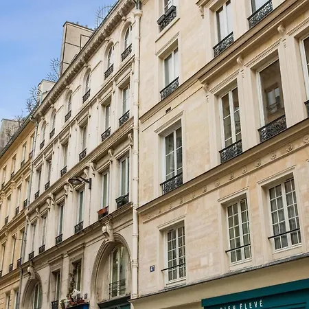 Appartamento Flat Two Steps To Folies-bergères At The Heart Of - Welkeys Parigi